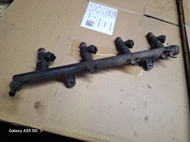 bontott RENAULT MEGANE II Porlasztó Sor / Híd