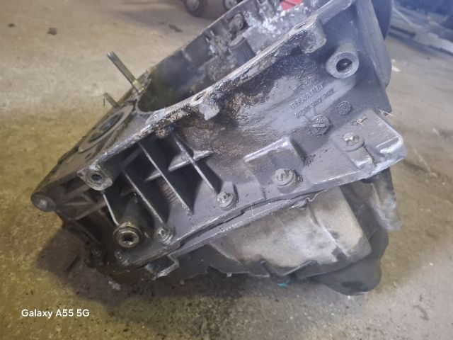 bontott RENAULT MEGANE II Váltó (Mechanikus)
