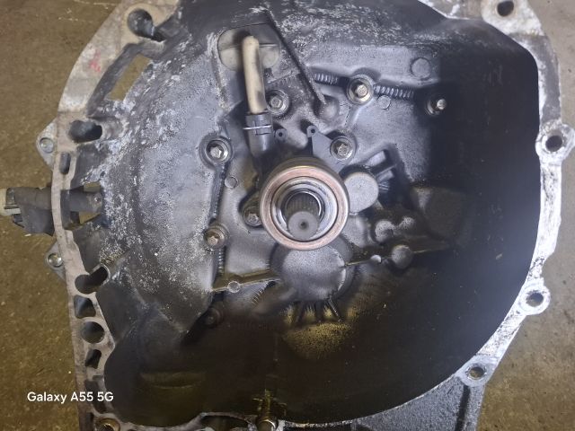 bontott RENAULT MEGANE II Váltó (Mechanikus)