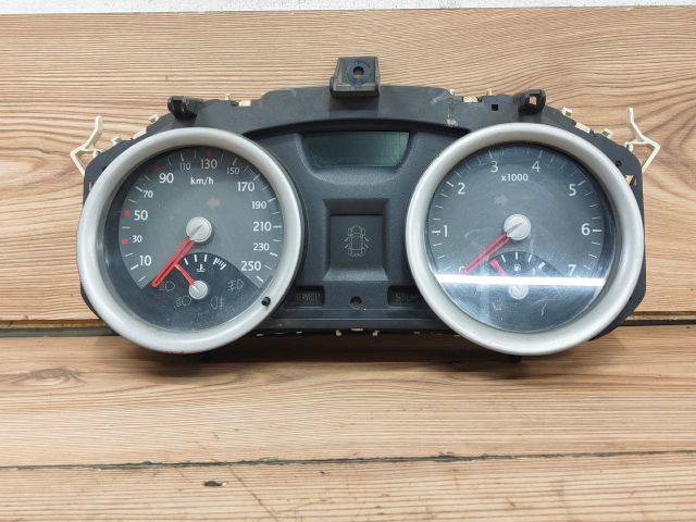 bontott RENAULT MEGANE II Kilométeróra