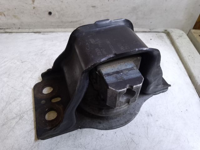 bontott RENAULT MEGANE II Motor Tartó Bak (Fém)