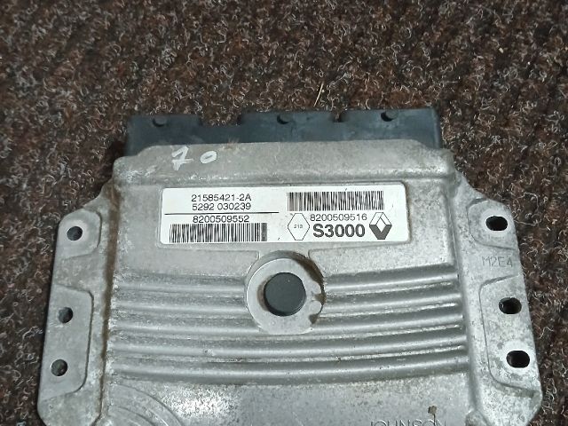 bontott RENAULT MEGANE II Motorvezérlő