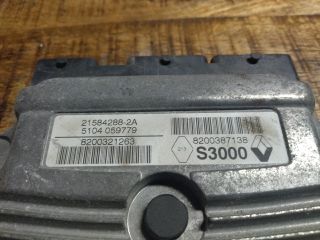 bontott RENAULT MEGANE II Motorvezérlő