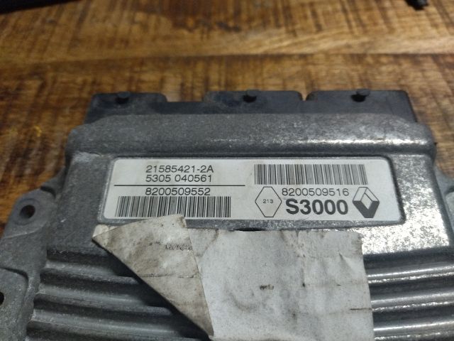 bontott RENAULT MEGANE II Motorvezérlő