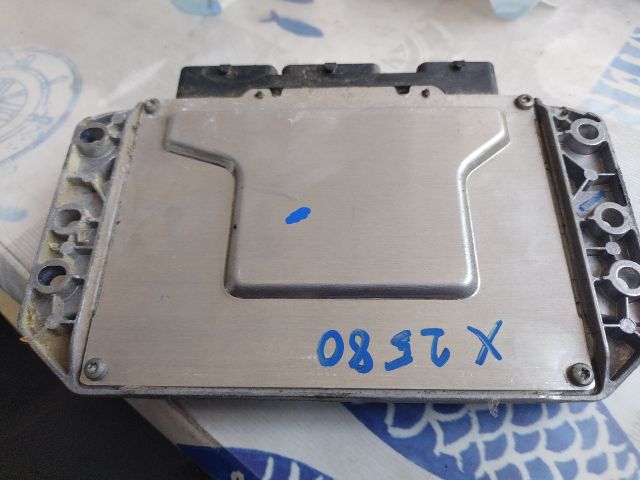 bontott RENAULT MEGANE II Motorvezérlő