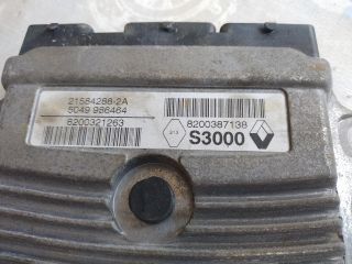 bontott RENAULT MEGANE II Motorvezérlő