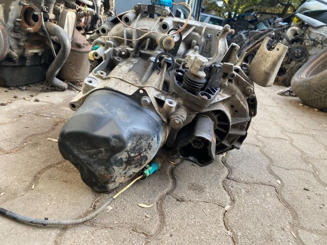 bontott RENAULT MEGANE II Váltó (Mechanikus)