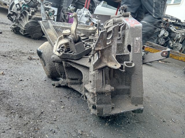 bontott RENAULT MEGANE II Váltó (Mechanikus)