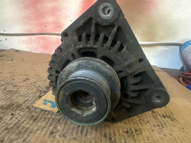 bontott RENAULT MEGANE II Generátor