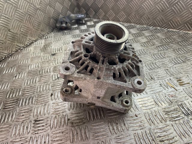 bontott RENAULT MEGANE II Generátor