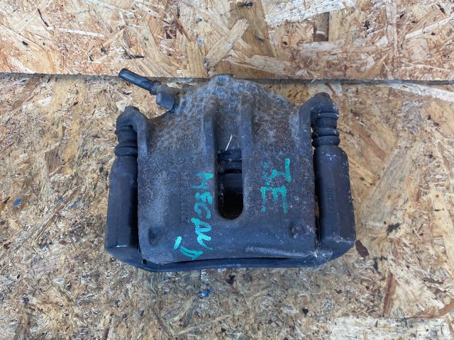 bontott RENAULT MEGANE II Jobb első Féknyereg Munkahengerrel