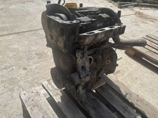 bontott RENAULT MEGANE II Motor (Fűzött blokk hengerfejjel)