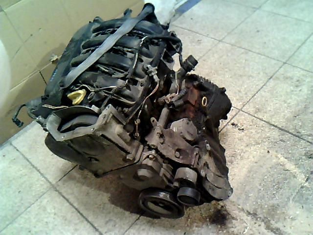 bontott RENAULT MEGANE II Motor (Fűzött blokk hengerfejjel)