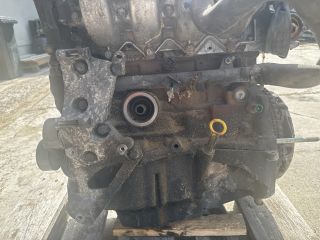 bontott RENAULT MEGANE II Motor (Fűzött blokk hengerfejjel)