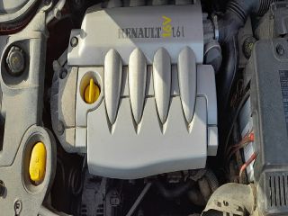 bontott RENAULT MEGANE II Motor (Fűzött blokk hengerfejjel)