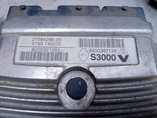 bontott RENAULT MEGANE II Motorvezérlő