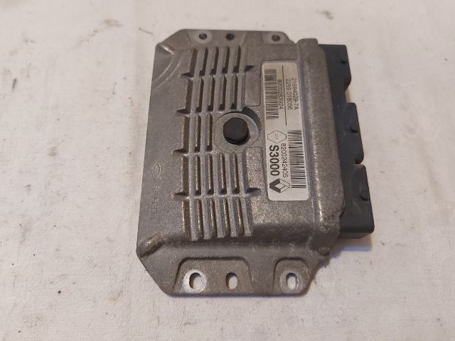 bontott RENAULT MEGANE II Motorvezérlő