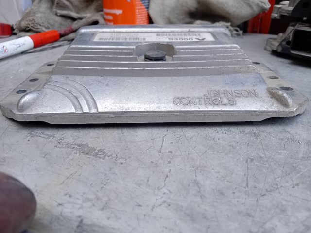 bontott RENAULT MEGANE II Motorvezérlő