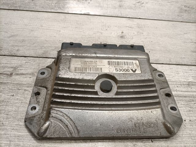 bontott RENAULT MEGANE II Motorvezérlő