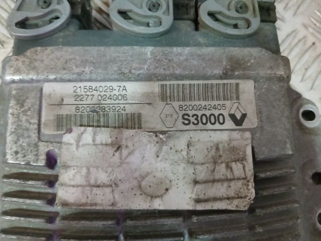 bontott RENAULT MEGANE II Motorvezérlő