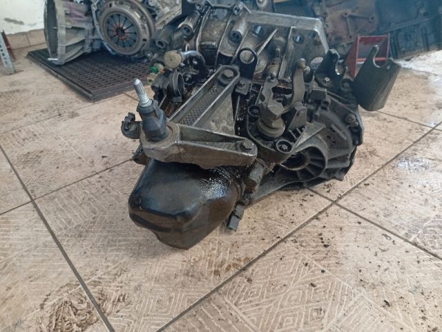 bontott RENAULT MEGANE II Váltó (Mechanikus)