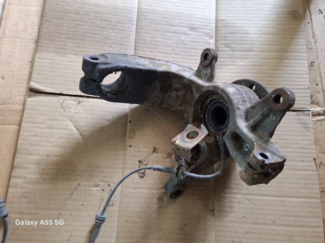 bontott RENAULT MEGANE II Bal első Csonkállvány Kerékaggyal