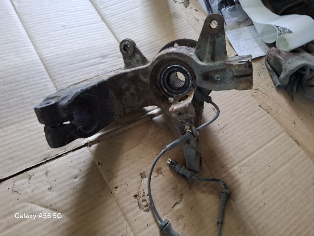 bontott RENAULT MEGANE II Bal első Csonkállvány Kerékaggyal