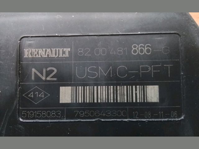 bontott RENAULT MEGANE II Biztosítéktábla Motortér