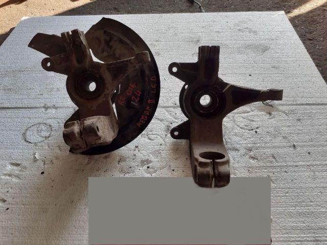 bontott RENAULT MEGANE II Bal első Csonkállvány Kerékaggyal