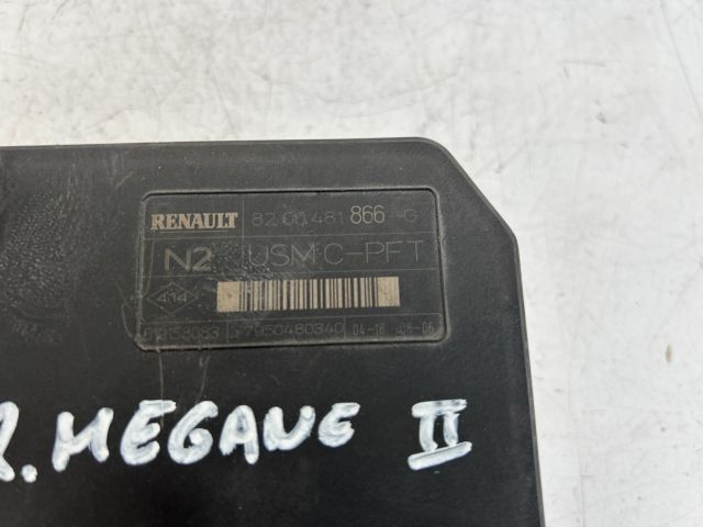 bontott RENAULT MEGANE II Biztosítéktábla Motortér