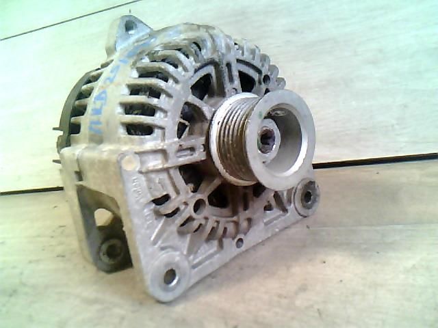 bontott RENAULT MEGANE II Generátor