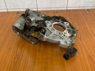 bontott RENAULT MEGANE II Motor Tartó Bak (Fém)