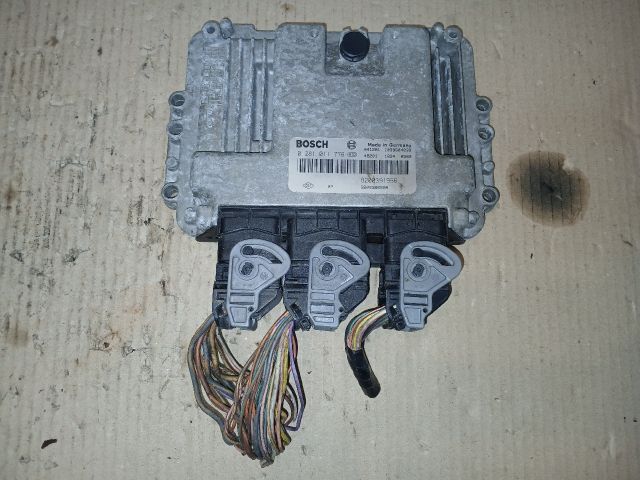 bontott RENAULT MEGANE II Motorvezérlő