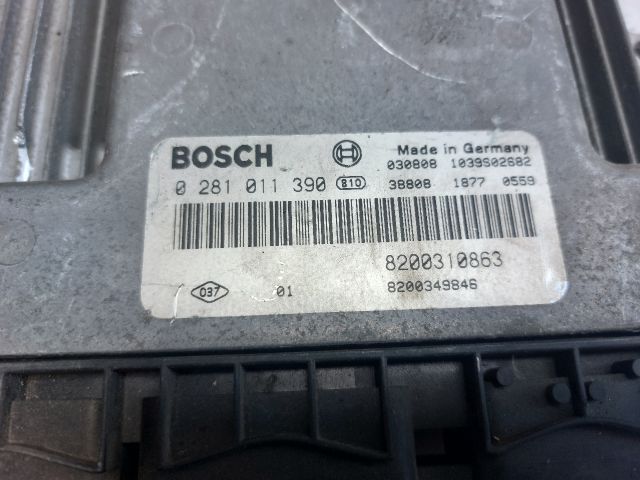 bontott RENAULT MEGANE II Motorvezérlő