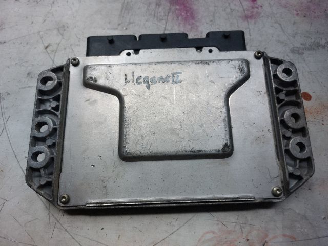 bontott RENAULT MEGANE II Motorvezérlő