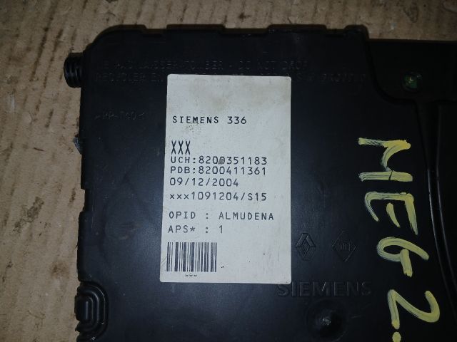 bontott RENAULT MEGANE II Motorvezérlő