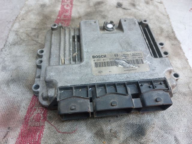 bontott RENAULT MEGANE II Motorvezérlő