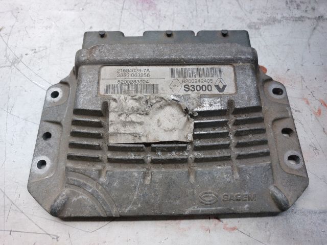 bontott RENAULT MEGANE II Motorvezérlő