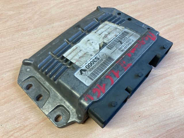 bontott RENAULT MEGANE II Motorvezérlő