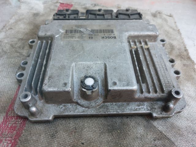 bontott RENAULT MEGANE II Motorvezérlő