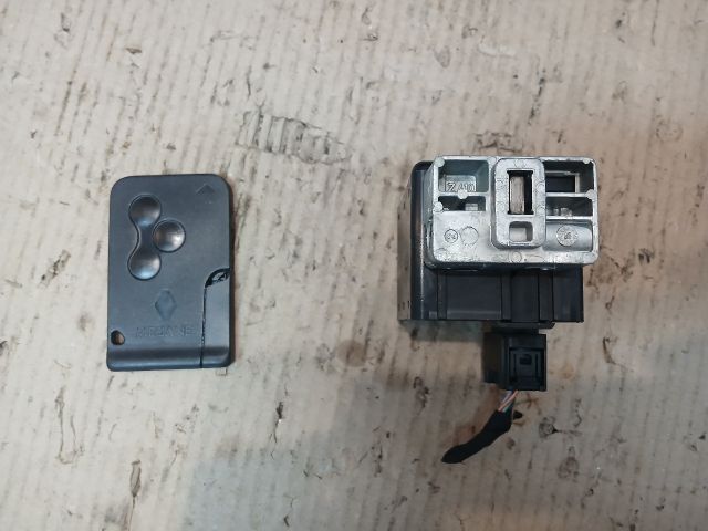 bontott RENAULT MEGANE II Motorvezérlő