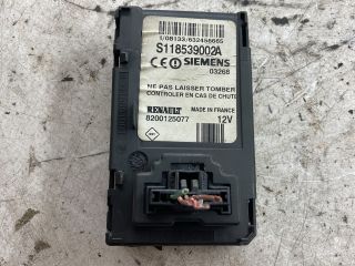bontott RENAULT MEGANE II Motorvezérlő