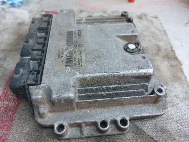 bontott RENAULT MEGANE II Motorvezérlő