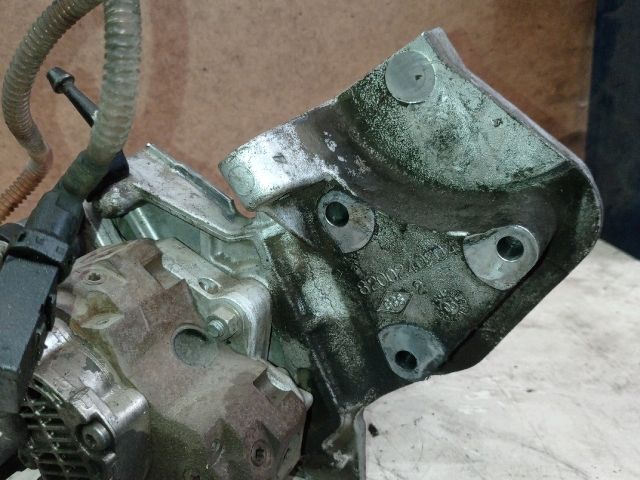 bontott RENAULT MEGANE II Nagynyomású Szivattyú Bak