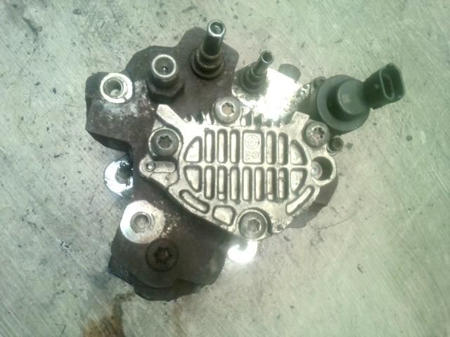 bontott RENAULT MEGANE II Nagynyomású Szivattyú