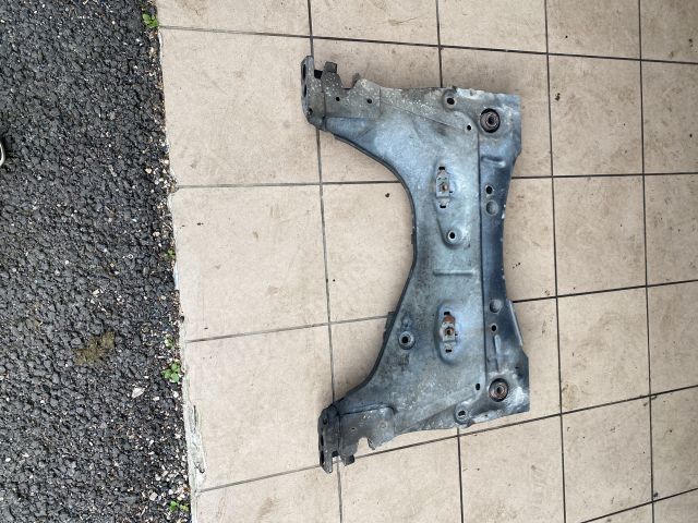 bontott RENAULT MEGANE II Első Bölcső