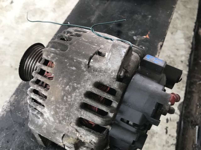 bontott RENAULT MEGANE II Generátor