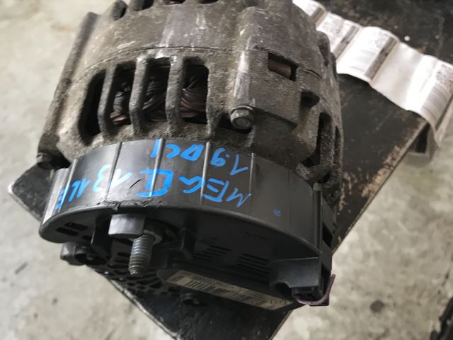 bontott RENAULT MEGANE II Generátor