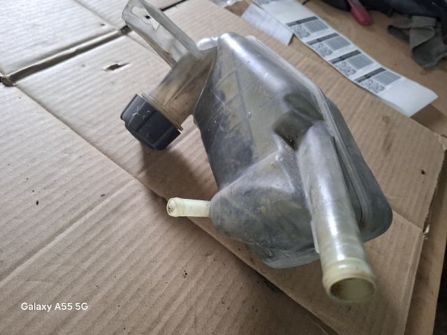 bontott RENAULT MEGANE II Kiegyenlítő Tartály