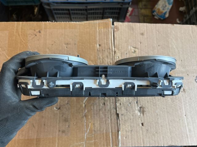 bontott RENAULT MEGANE II Kilométeróra